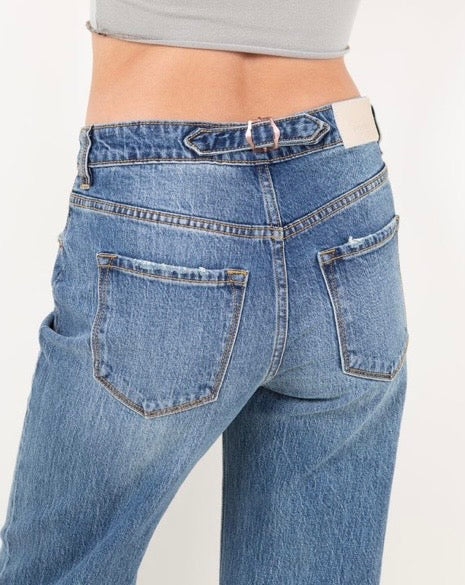 Artemis Vintage Crossover Cuff Straight Leg Jeans