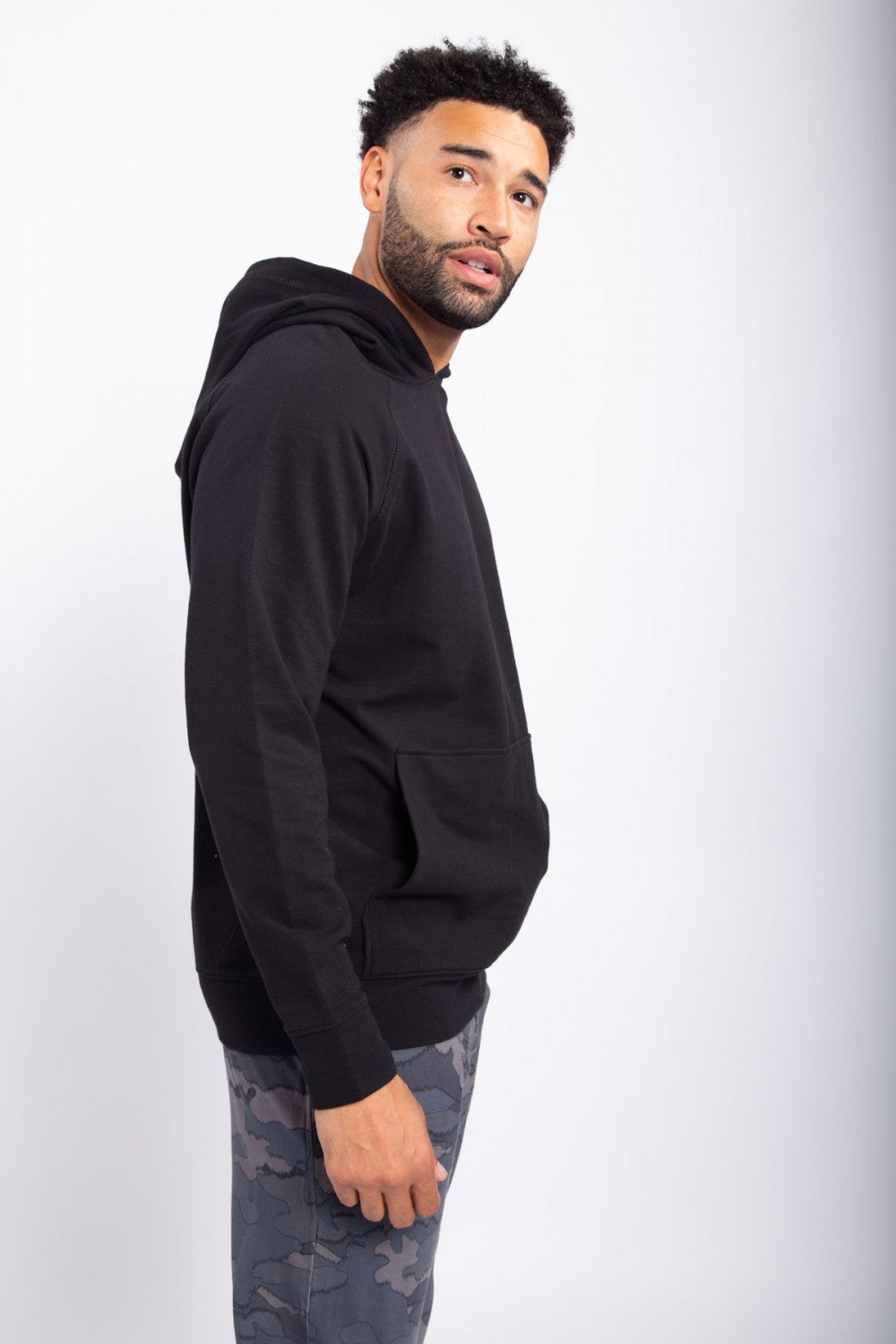 Men’s Raglan Pullover Hoodie With Split Front Pocket