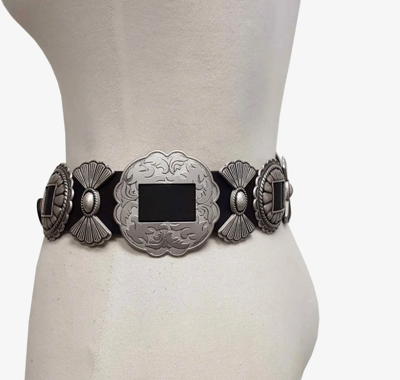 Fully Packed Concho Wide-Width
Western Belt