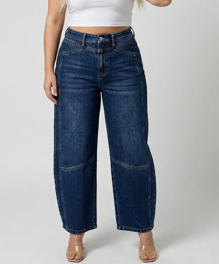 Saige High Rise Low Curve Crop Barrel Jeans