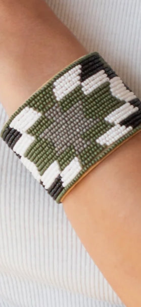 SHEYENNE BEADED CUFF
