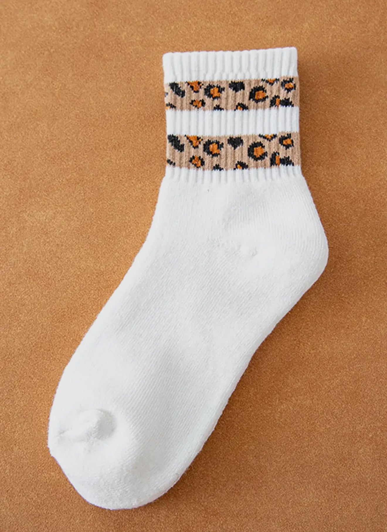 Leopard Striped Detail Ribbed Cuffs
Womens Socks