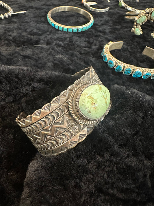 NAVAJO HANDMADE STERLING SILVER TILLIE JOHN NEVADA TURQUOISE CUFF BRACELET