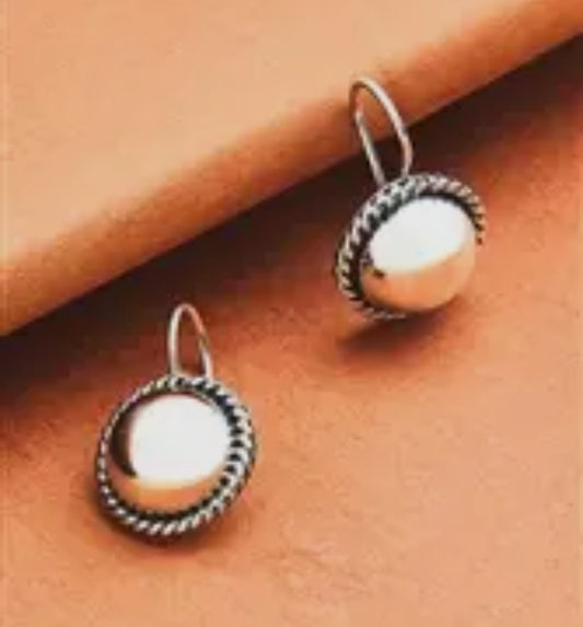 Sterling Silver Twist-Trim Ball
Drop Earring