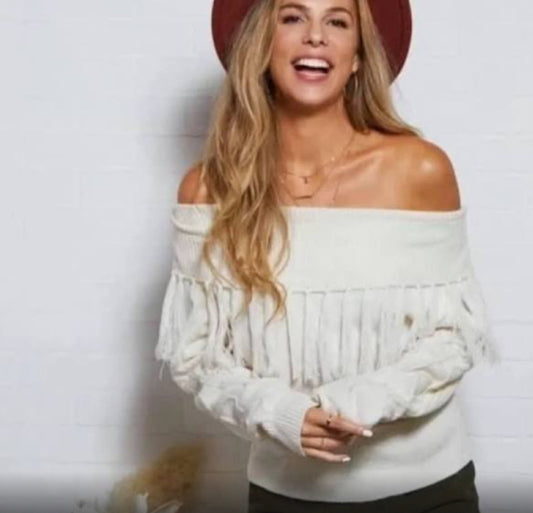 Cream layer tassel sweater