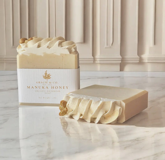 Manuka Honey, Oats & Coconut Milk Shea Butter Soap