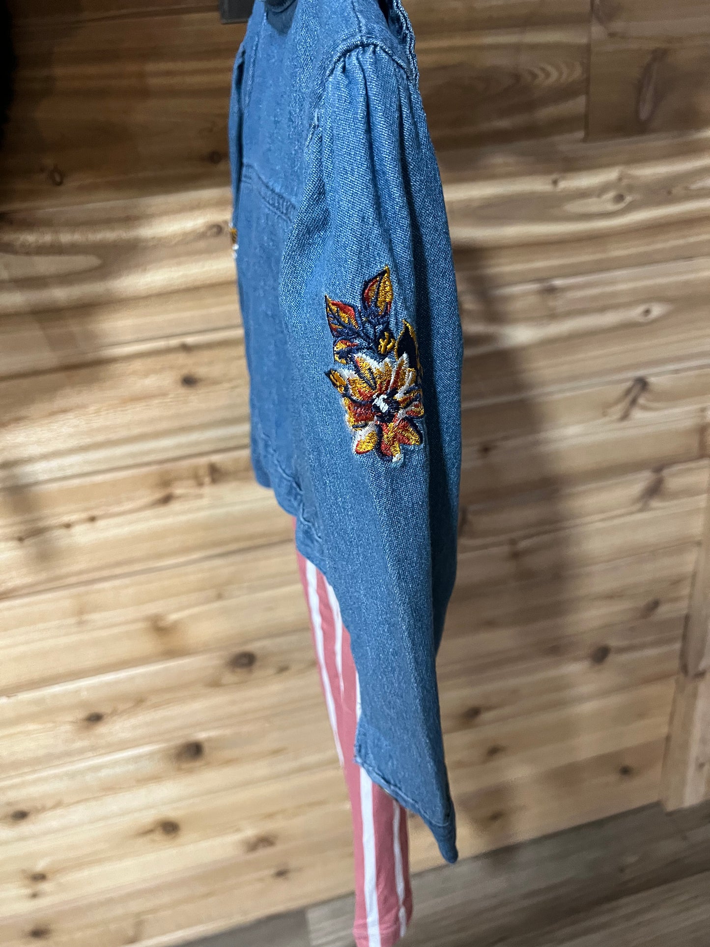 Denim embroidered flower jacket