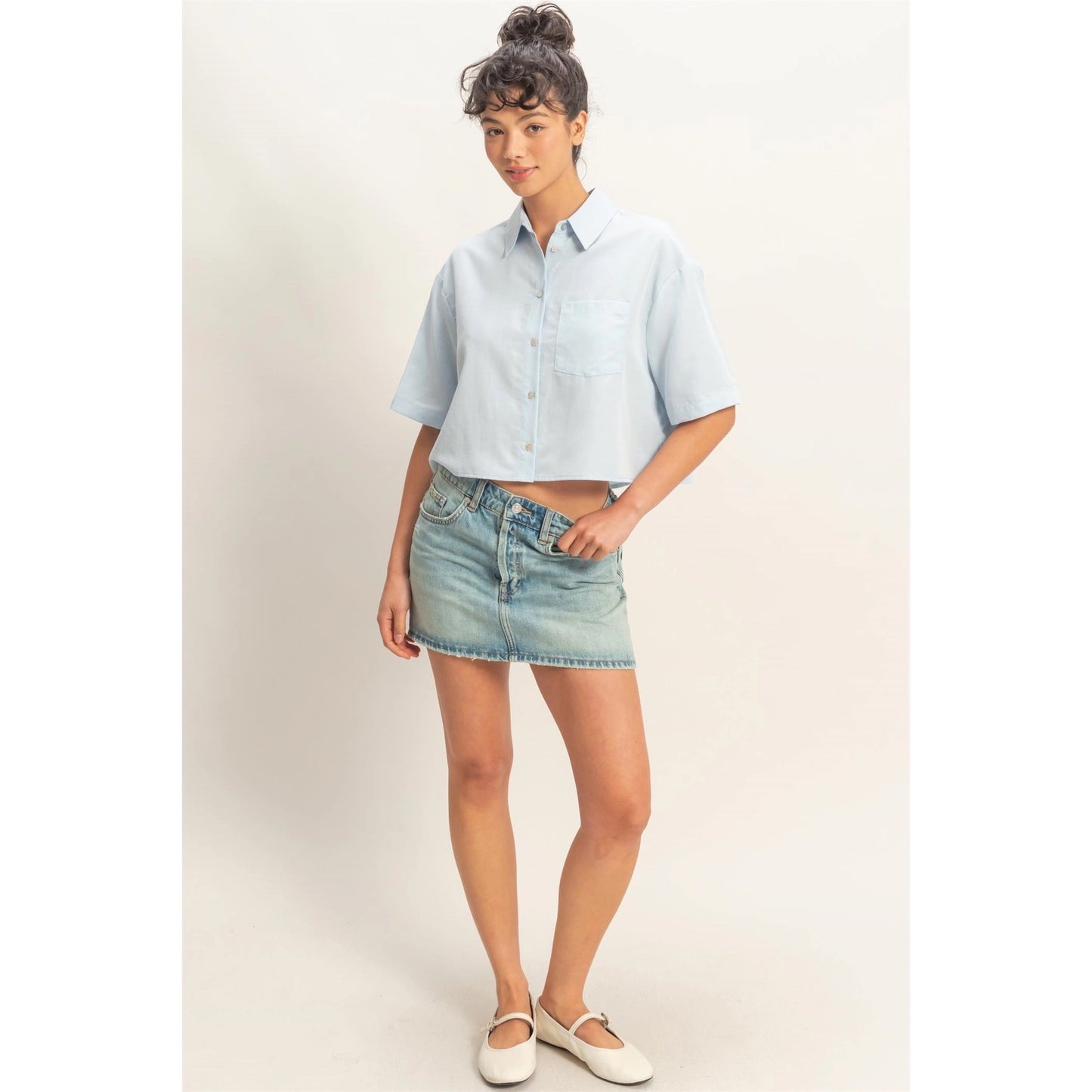 Linen Blend Cropped Button-Up Shirt with Pocket