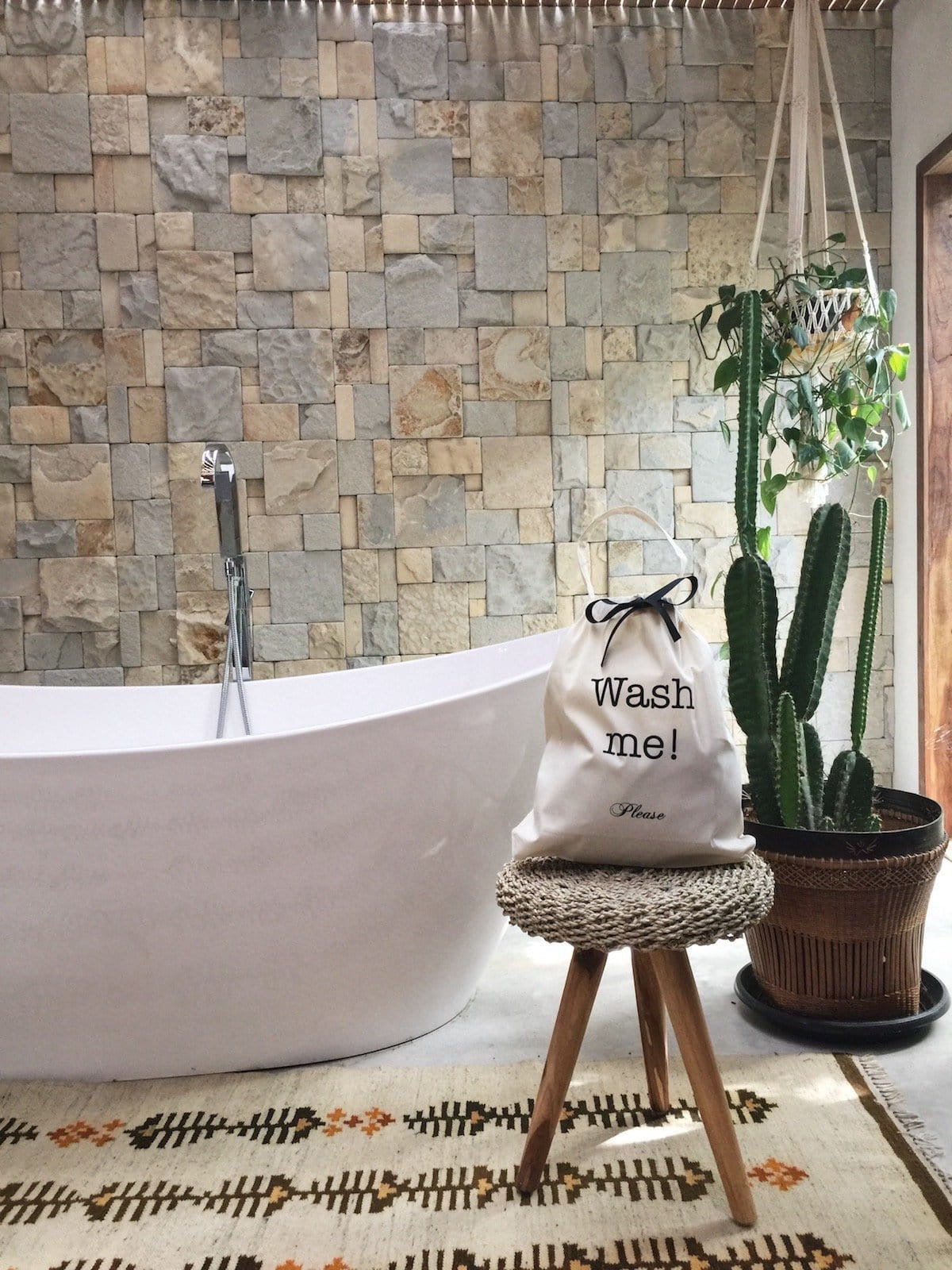 Wash Me, Laundry Bag – Cream