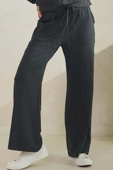 LY Women's Effortlessly Relaxed Fit Peach Skin Pants