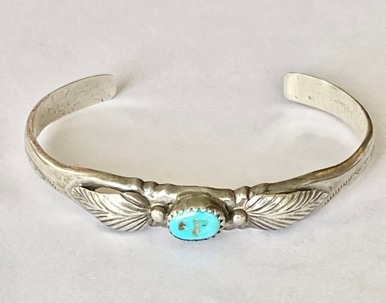 AUTHENTIC HANDMADE  Navajo Turquoise Feather Sterling Silver Cuff Bracelet Signed AY 13.1gr.