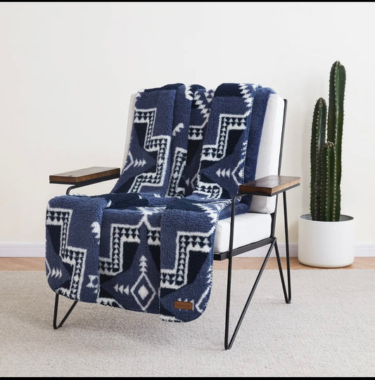 Pendleton Sherpa Blue Throw Blanket