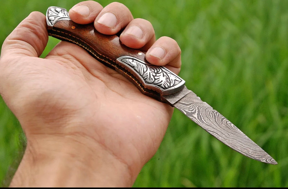 CUSTOM HANDMADE FORGED DAMASCUS STEEL FOLDING POCKET KNIFE